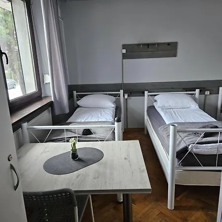 Pokoje pracownicze Кімнати для працівників,гуртожиток Хостел