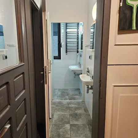 Pracownicze кімнати для працівників,гуртожиток Swarzędz