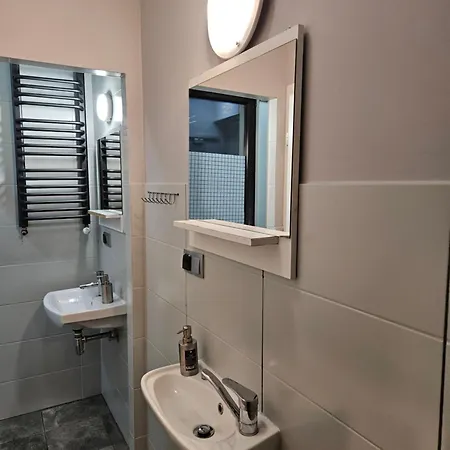 Pracownicze кімнати для працівників,гуртожиток Hostel *