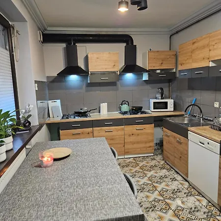 Pracownicze кімнати для працівників,гуртожиток Hostel Swarzędz