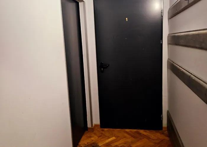 旅馆 Pracownicze кімнати для працівників,гуртожиток *