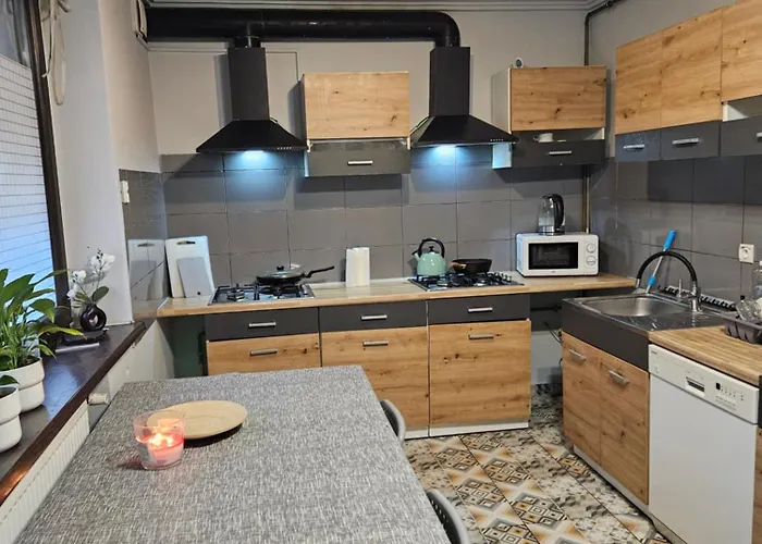 Pracownicze кімнати для працівників,гуртожиток 旅馆 Swarzędz