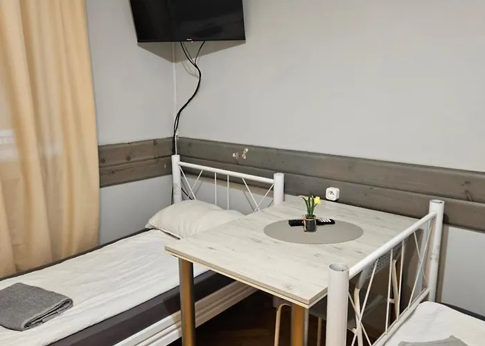 Pracownicze кімнати для працівників,гуртожиток *